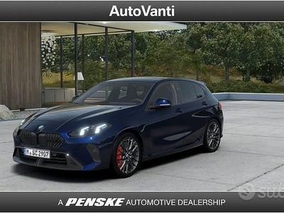 Blu Nuova 2025 BMW 120 M Sport Utilitaria | 45.020 €