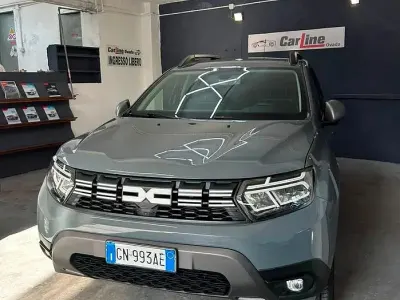 Usata Dacia Duster 101 CV (74 kW) 2023 Grigio SUV