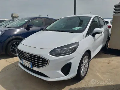 Usata Ford Fiesta Titanium 75 CV (55 kW) 2023 Bianco Utilitaria