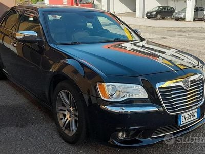 Usata Lancia Thema Platinum 239 CV (175 kW) 2012 Nero Berlina
