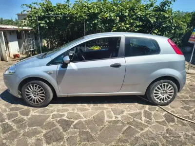 Usata Fiat Grande Punto 65 CV (47 kW) 2008 Utilitaria