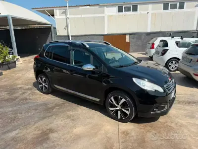 Usata Peugeot 2008 Allure 99 CV (72 kW) 2016 Nero SUV
