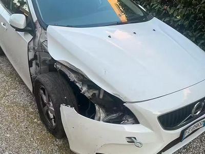 Usata Volvo V40 2016 Bianco Berlina