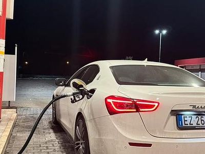 Usata Maserati Ghibli 275 CV (202 kW) 2015 Bianco Berlina