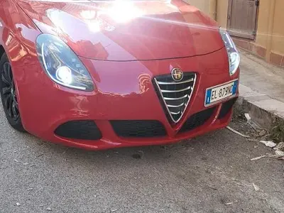 Usata Alfa Romeo Giulietta 2012 Rosso Utilitaria