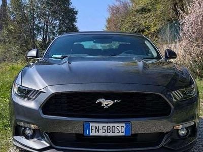 Usata Ford Mustang Convertible 317 CV (233 kW) 2018 Grigio Cabrio