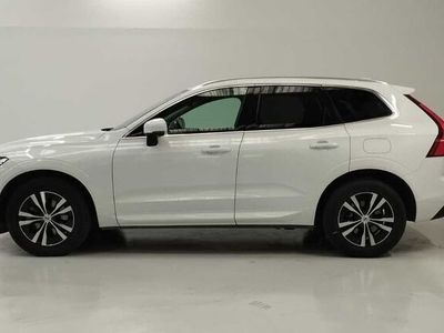 usata Volvo XC60 B4 AWD mild hybrid (D) automatico Momentum Pro