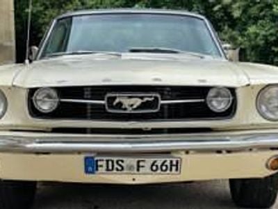 Usata Ford Mustang 300 CV (220 kW) 1966 Beige Coupé
