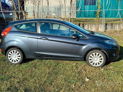 Usata Ford Fiesta 2010 Grigio Utilitaria