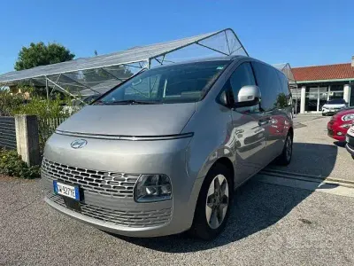 Usata Hyundai Staria 177 CV (130 kW) 2024 Grigio Monovolume