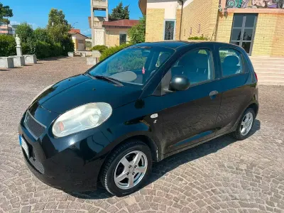 Usata DR DR1 68 CV (50 kW) 2012 Nero Utilitaria