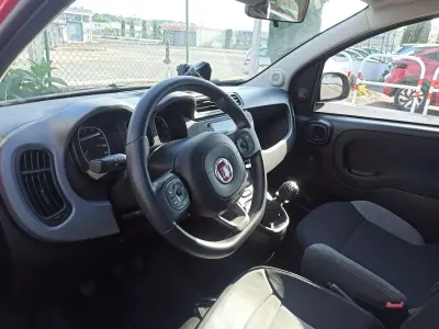 Usata Fiat Panda City Life 69 CV (50 kW) 2022 Rosso Utilitaria