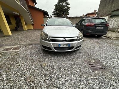 Usata Opel Astra Enjoy 90 CV (66 kW) 2005 Grigio Station wagon