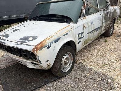 Usata Alfa Romeo 2000 109 CV (80 kW) 1976 Coupé