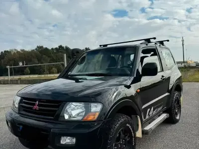Usata Mitsubishi Pajero 160 CV (117 kW) 2003 Nero SUV