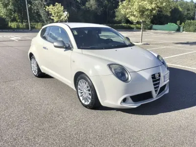 Usata Alfa Romeo MiTo 84 CV (61 kW) 2015 Bianco Utilitaria