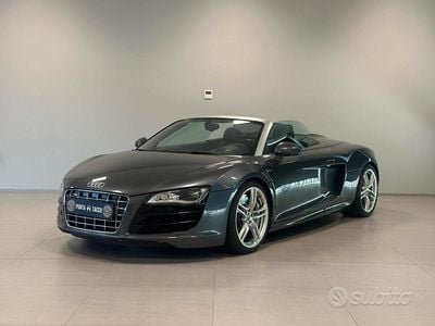 Usata Audi R8 Spyder 525 CV (386 kW) 2011 Grigio Cabrio