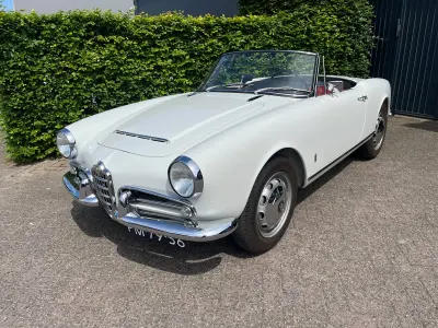 Usata Alfa Romeo Giulia 92 CV (67 kW) 1962 Bianco Berlina