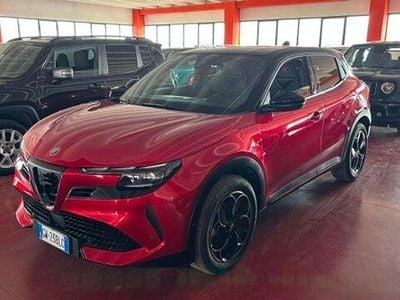 Occasion Alfa Romeo Junior Edizione Speciale 114 kW (156 PK) 2024 Rood SUV