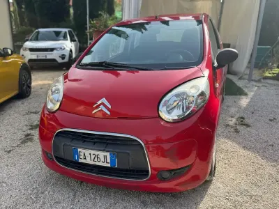 Usata Citroën C1 68 CV (50 kW) 2010 Rosso Utilitaria