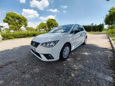Usata Seat Ibiza Reference 90 CV (66 kW) 2019 Bianco Utilitaria