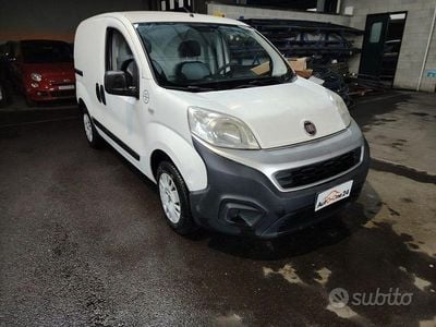 Usata Fiat Fiorino 80 CV (58 kW) 2017 Bianco Monovolume