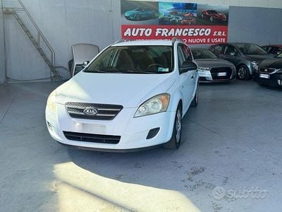 Usata Kia Ceed EX 109 CV (80 kW) 2009 Bianco Utilitaria