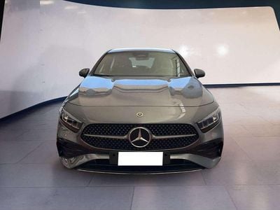 Usata Mercedes A180 AMG Line Premium 136 CV (100 kW) 2023 Grigio Utilitaria