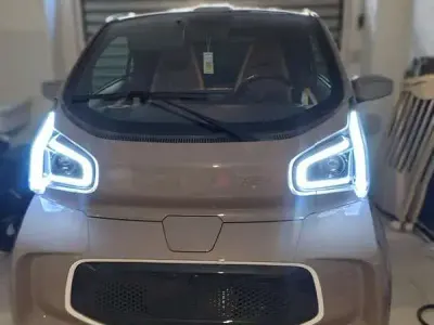 Nuova XEV Yoyo 7 kW (10 CV) 2025 Marrone Utilitaria