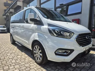 Usata Ford Tourneo Custom 131 CV (96 kW) 2018 Bianco Furgone