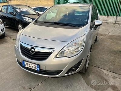 Occasion Opel Meriva Cosmo 120 ch (88 kW) 2012 Gris Monospace