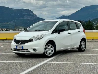 Usata Nissan Note Tekna 90 CV (66 kW) 2014 Bianco Utilitaria