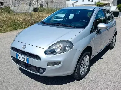 Usata Fiat Punto 70 CV (51 kW) 2014 Grigio Utilitaria