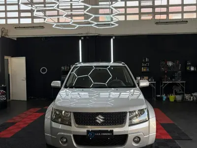 Usata Suzuki Grand Vitara 129 CV (94 kW) 2012 Argento SUV
