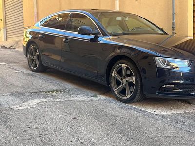 Usata Audi A2 2015 Blu Utilitaria