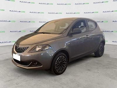 Usata Lancia Ypsilon S 70 CV (51 kW) 2024 Grigio Utilitaria