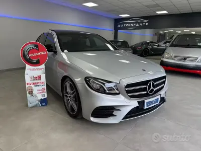 Usata Mercedes E220 Premium Plus 194 CV (142 kW) 2018 Grigio Berlina