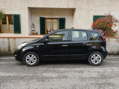 Usata Nissan Note 88 CV (64 kW) 2011 Nero Berlina