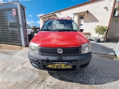 Usata Fiat Panda Active 69 CV (50 kW) 2006 Rosso Furgone