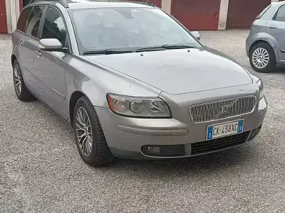 Usata Volvo V50