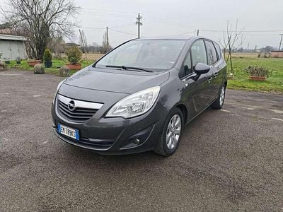 Usata Opel Meriva Cosmo 120 CV (88 kW) 2012 Grigio Monovolume