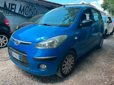 Usata Hyundai i10 66 CV (48 kW) 2010 Bluazzurro Utilitaria
