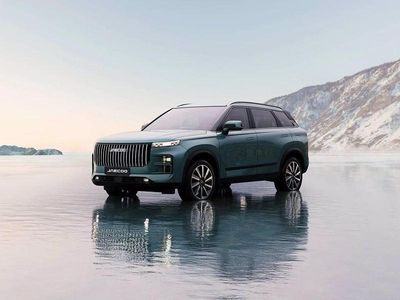 Nuova Jaecoo 7 147 CV (108 kW) 2026 Olive gray SUV