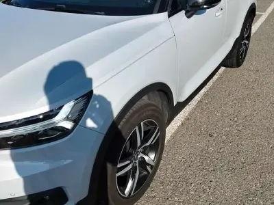 Usata Volvo XC40 R-Design 150 CV (110 kW) 2019 Bianco SUV