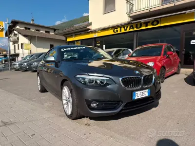 Begagnad BMW 218 Sport Line 150 HK (110 kW) 2017 Grå Sportkupé