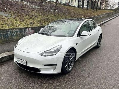 Bianco Usata 2020 Tesla Model 3 Berlina | 23.900 € (Buon prezzo)
