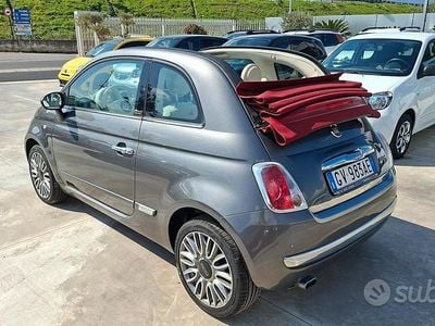 Begagnad Fiat 500C Lounge 69 HK (50 kW) 2015 Grå Cab