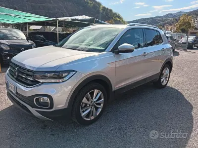 Usata VW T-Cross Advance 110 CV (80 kW) 2023 Grigio SUV