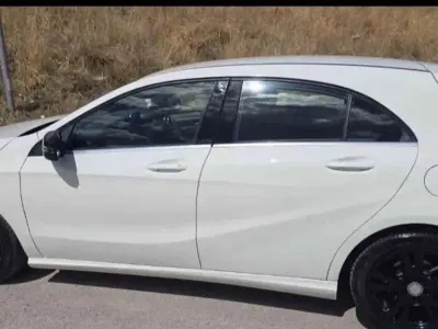 Usata Mercedes A200 136 CV (100 kW) 2017 Berlina