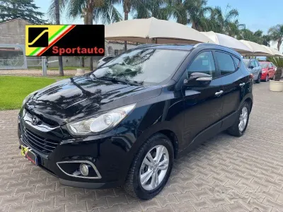 Usata Hyundai ix35 Comfort 136 CV (100 kW) 2011 Nero SUV